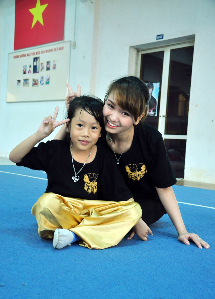 Hiện tại, Mai Phương đang dạy lớp trường quyền, kiếm, thương có 6 học viên nhí tại nhà thi đấu Trịnh Hoài Đức (Hà Nội).
