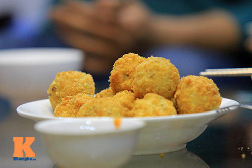 8/3: Anh Chánh trổ tài vào bếp - 12