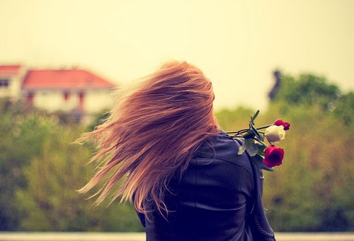 Thư tình: Đừng quay đầu lại em nhé - 1