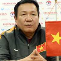 Bóng đá - Nhìn lại 1 năm của HLV Hoàng Văn Phúc