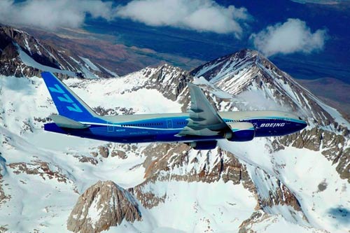 Cổ phiếu Boeing rớt giá sau vụ máy bay mất tích - 3