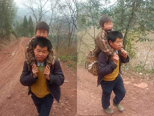 TQ: Cha cõng con 30 km đến trường mỗi ngày - 3