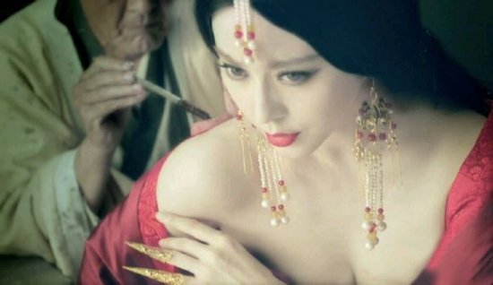 Phạm Băng Băng diễn cổ trang quá khêu gợi - 14