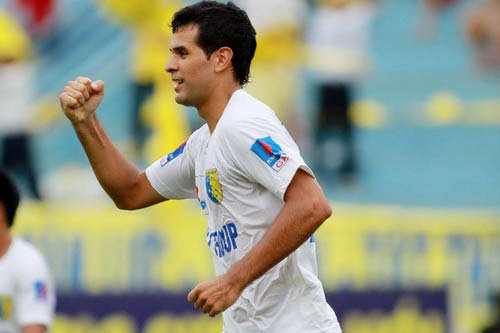 Arema – HN.T&T: Xây chắc ngôi đầu - 1