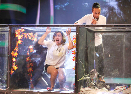 10 hot girl "méo mặt" vì rắn, ếch - 9