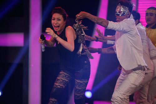 10 hot girl "méo mặt" vì rắn, ếch - 12