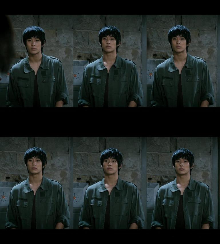 Ảnh hiếm của “trai đẹp ngoài hành tinh” - 7