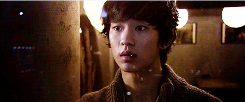 Ảnh hiếm của “trai đẹp ngoài hành tinh” - 3