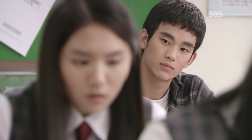 Ảnh hiếm của “trai đẹp ngoài hành tinh” - 10