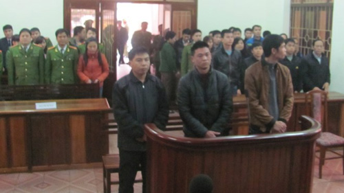 Các cựu cảnh sát trấn gái mại dâm kháng án - 1