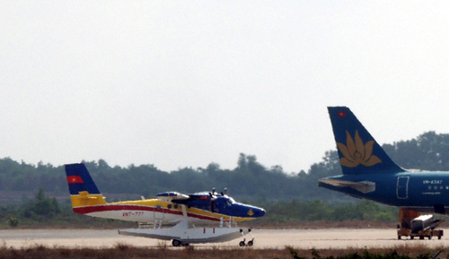 VN bắt đầu tìm máy bay mất tích ở rừng U Minh - 1