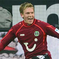 Bóng đá - Rudnevs "nã đại bác" top 5 Bundesliga V24