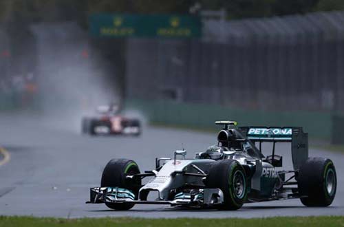 Phân hạng Australian GP: Hamilton thủy chiến đoạt pole - 2