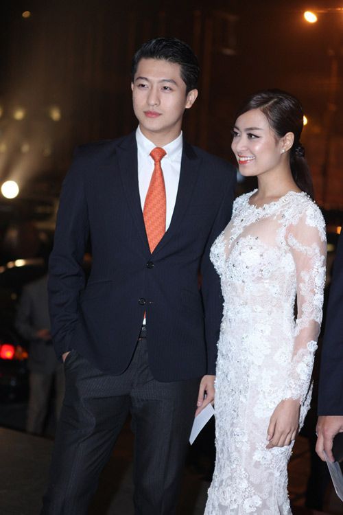 Dàn mỹ nhân Việt khoe thềm ngực gợi cảm - 8