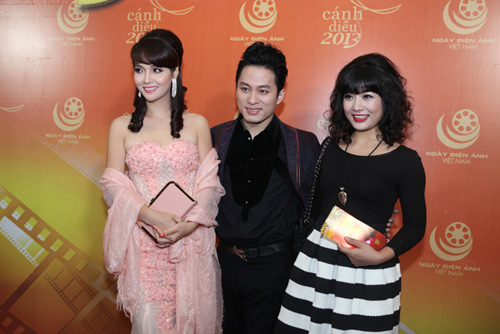 Dàn mỹ nhân Việt khoe thềm ngực gợi cảm - 12