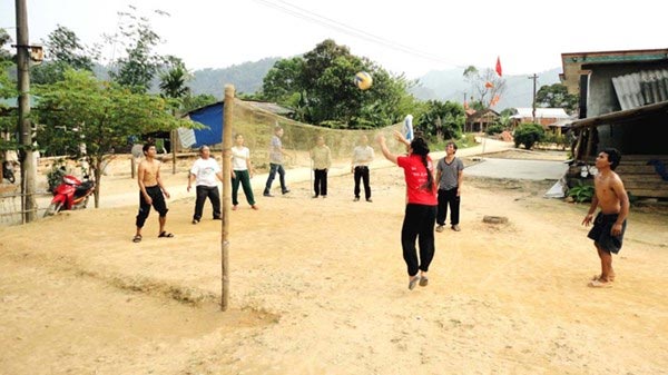 Việt kiều trong rừng thẳm - 3