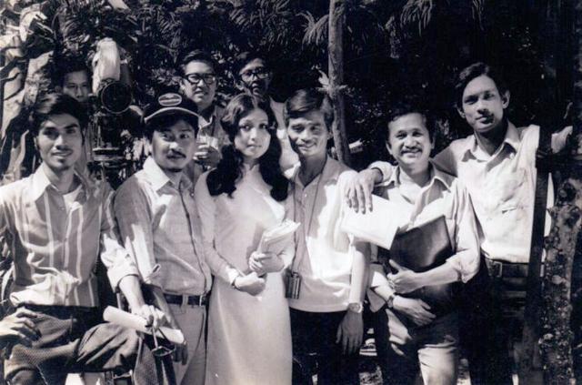 Cuộc đời của Nguyễn Chánh Tín qua ảnh - 9