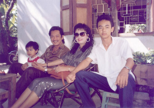 Cuộc đời của Nguyễn Chánh Tín qua ảnh - 15