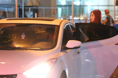 Hương Tràm nhún nhảy cổ vũ anh trai thi X Factor - 7