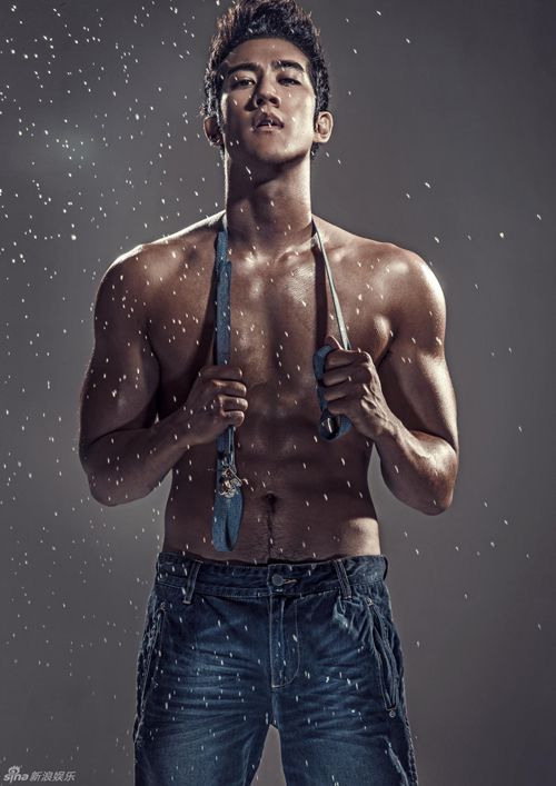 Một ngày bận rộn của bản sao Lý Tiểu Long - 2