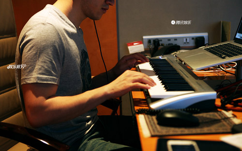 Một ngày bận rộn của bản sao Lý Tiểu Long - 4