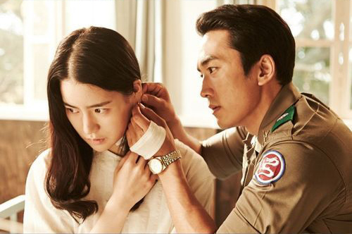 Song Seung Heon hôn say đắm "người tình mới" - 2