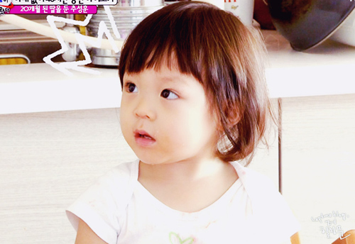 Cô bé 3 tuổi gây sốt màn ảnh Hàn - 1