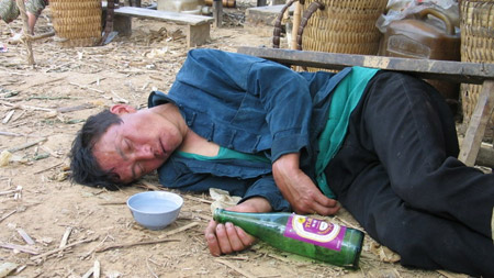 Thật đau khổ khi chồng nghiện "hành lạc" - 6