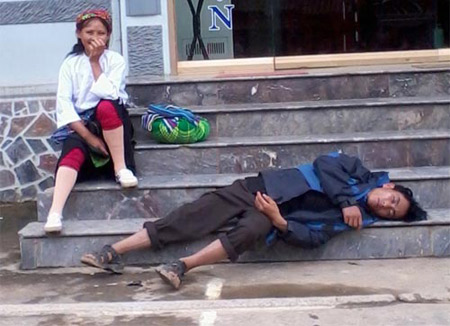 Thật đau khổ khi chồng nghiện "hành lạc" - 7