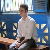 Pháp luật - Mê ăn tóp mỡ, bé gái rơi vào tay "yêu râu xanh"