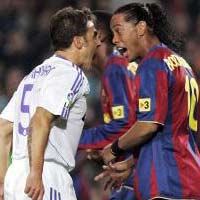 Bóng đá - Real-Barca rực lửa: Ronaldinho & siêu phẩm ở Bernabeu (P3)