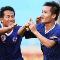 Bóng đá - Vòng 9 V-League: Chờ "chiếu dưới" vùng lên