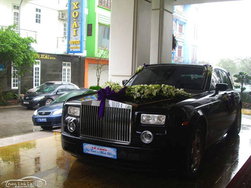 Rolls-Royce Phantom làm xe hoa tại Thái Bình - 2