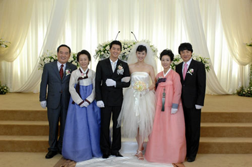 Dàn sao gây sốt của Ngoại già tuổi đôi mươi - 9