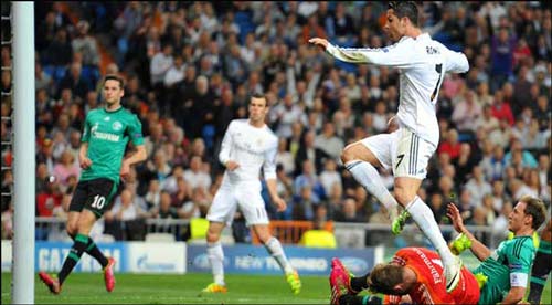 El Clasico: "Long hổ tranh hùng" ở Bernabeu - 1