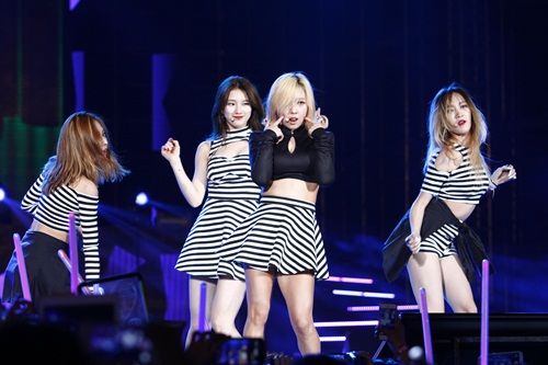 SNSD khiến fan Việt "vỡ tim" - 10