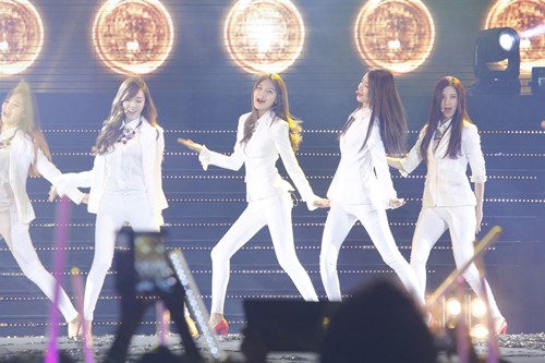 SNSD khiến fan Việt "vỡ tim" - 3