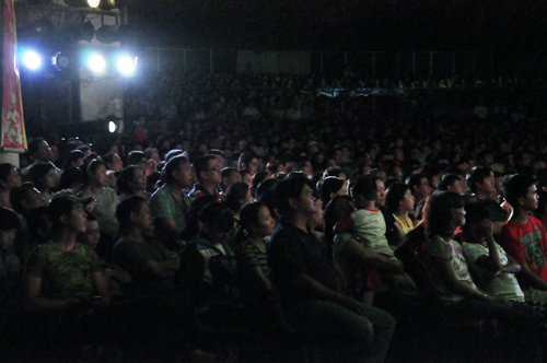 Quang Lê, Phương Mỹ Chi tung hứng ăn ý - 13