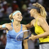Thể thao - Sharapova - Safarova: Gặp khó với tay chiêu (V3 Miami)