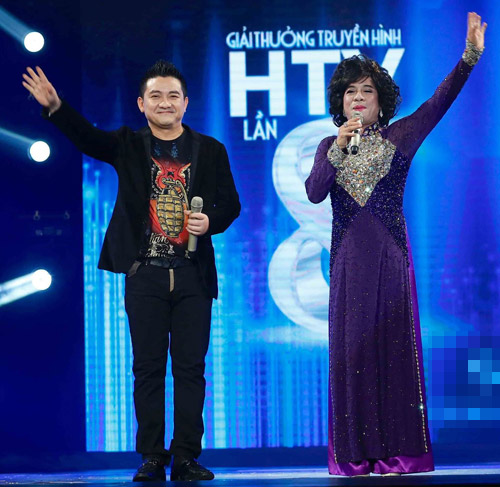 Bất ngờ Cẩm Ly diện bà ba cách điệu - 11