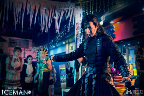 Chân Tử Đan gây sốt với phim "xuyên không" - 13