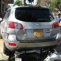 Tin tức trong ngày - Xe "điên" đè nát 5 xe máy, 6 người bị thương