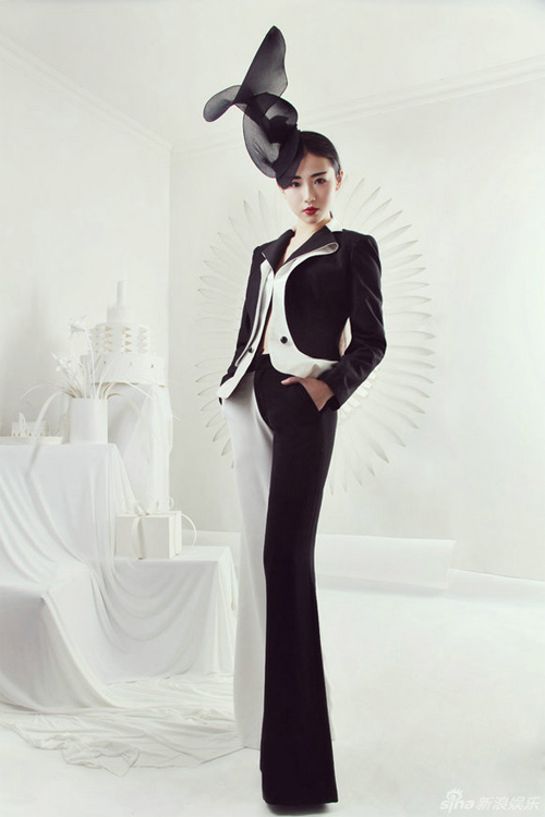 Chân dung người mẫu ảnh "hot" từ mạng xã hội - 2