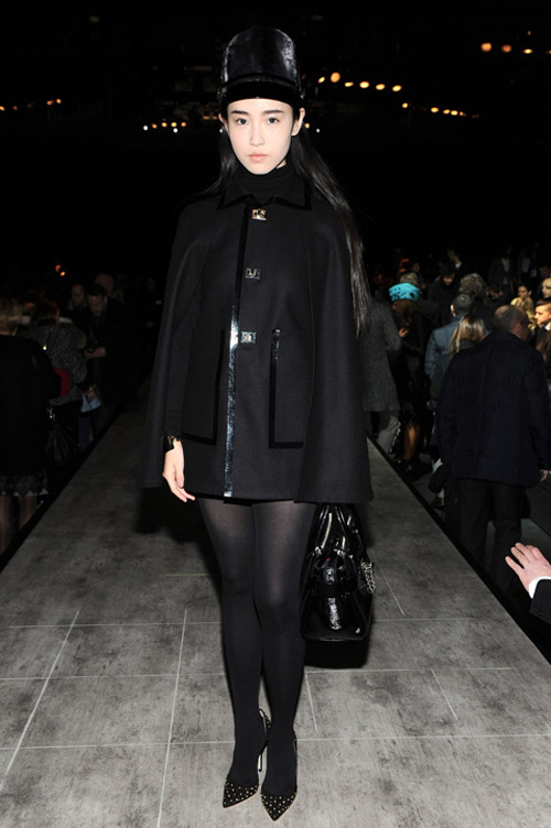 Chân dung người mẫu ảnh "hot" từ mạng xã hội - 5