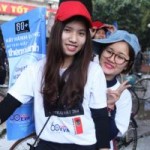 Bạn trẻ - Cuộc sống - Hàng nghìn SV đội mưa hưởng ứng Giờ Trái đất