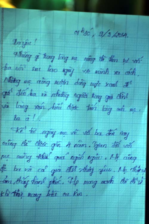 Cô giáo ôm 2 con tự vẫn: Lá thư đẫm nước mắt - 2