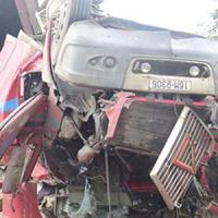 Tin tức trong ngày - "Xe vua" phá quốc lộ: Trách nhiệm bị đá như bóng