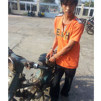 Pháp luật - Vụ xác chết lõa thể: Manh mối từ chiếc xe cub