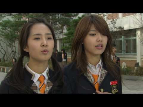 Video: Chân dài SNSD theo đuổi trai đẹp - 5