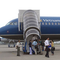 Tin tức trong ngày - Yêu cầu dẫn độ 4 tiếp viên, 1 cơ phó của VNA